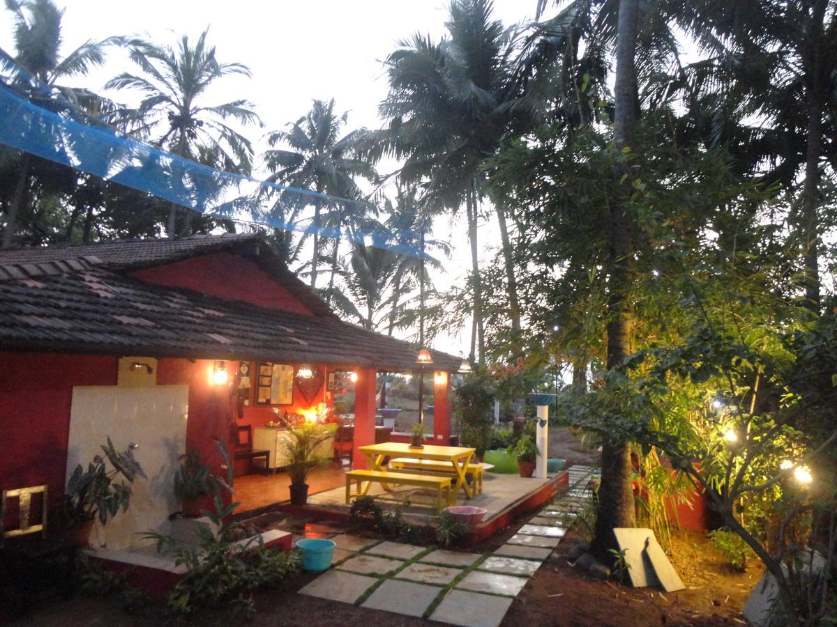 The Yuppi Hippi Female Hostel Anjuna Dış mekan fotoğraf